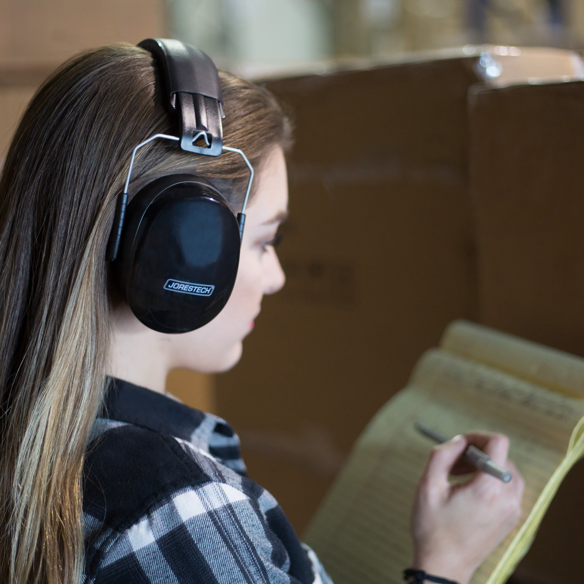 Never worn earmuffs Sound Suppressing Safety Earmuffs for Hearing Protection  main image 2